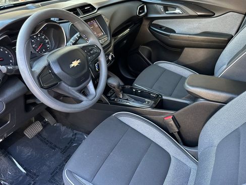 Certified 2021 Chevrolet TrailBlazer LS w/ LPO, Blackout Package image 10
