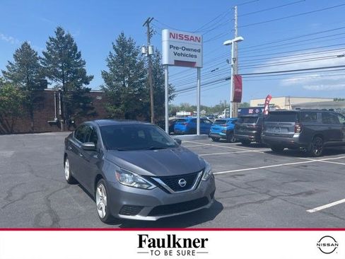 Used 2017 Nissan Sentra S FWD image 1