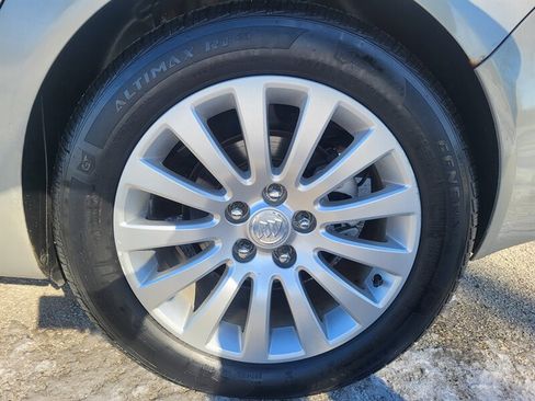 Used 2011 Buick Regal CXL w/ RL6 Preferred Equipment Group image 30