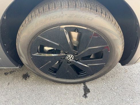 New 2025 Volkswagen ID.4 Pro S image 9