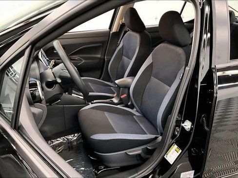 New 2025 Nissan Versa SV w/ Trunk Package image 10