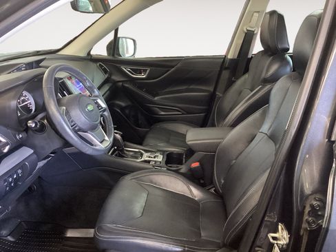 Used 2019 Subaru Forester Limited w/ Popular Package #3 AWD/4WD image 9