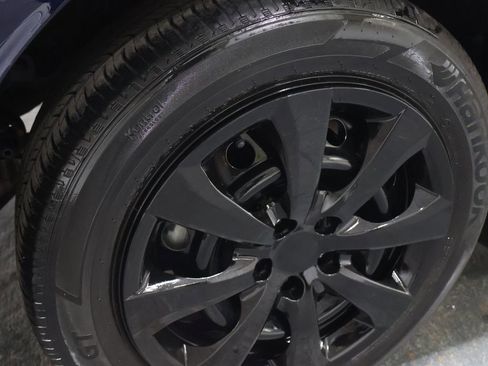 Used 2024 Toyota Corolla LE image 29