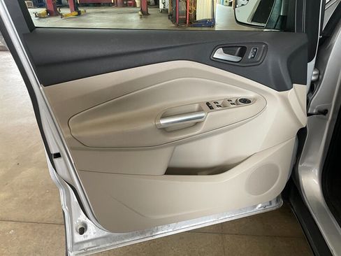 Used 2018 Ford Escape SEL FWD image 24