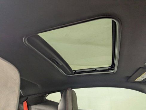 Used 2019 Chevrolet Camaro ZL1 image 26