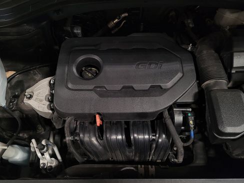 Used 2020 Hyundai Santa Fe SE FWD image 30
