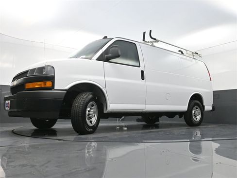 Used 2020 Chevrolet Express 2500 Work Van w/ Driver Convenience Package image 23