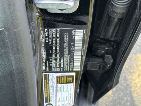 Used 2024 Mercedes-Benz GLC 300 4MATIC image 19