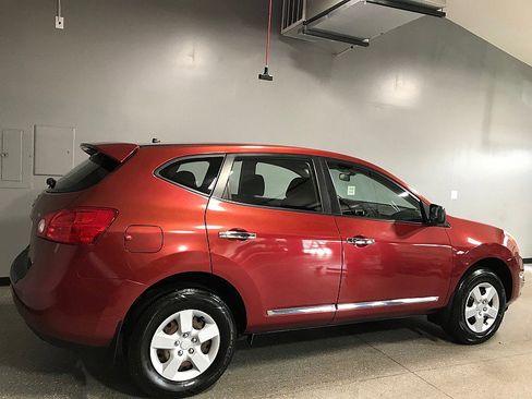 Used 2011 Nissan Rogue S image 3