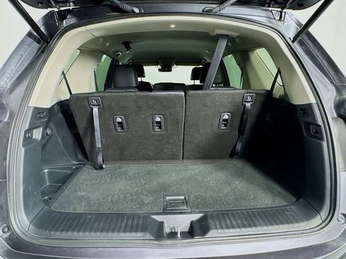 Used 2025 Honda Pilot EX-L image 34