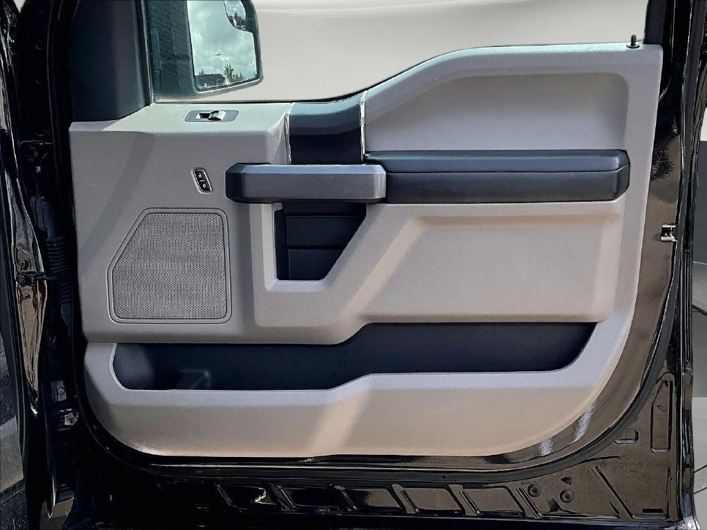 Used 2020 Ford F150 XLT AWD/4WD image 32