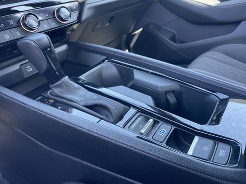 Used 2025 Honda Accord Sport image 21