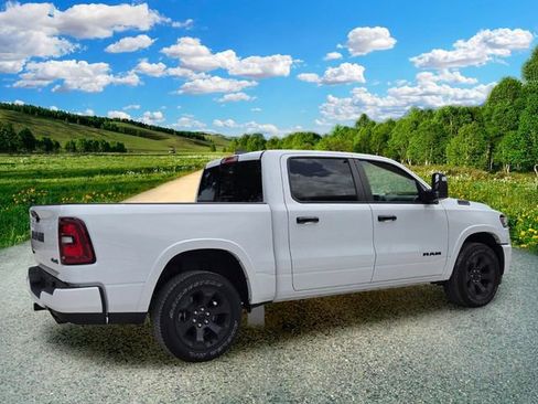 Used 2025 RAM 1500 Big Horn AWD/4WD image 6