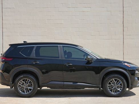 Used 2023 Nissan Rogue S FWD image 45