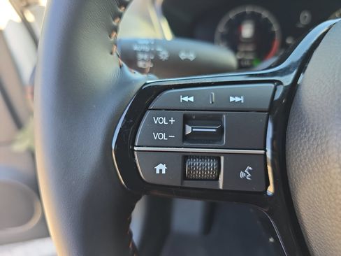 Certified 2026 Honda HR-V Sport image 24