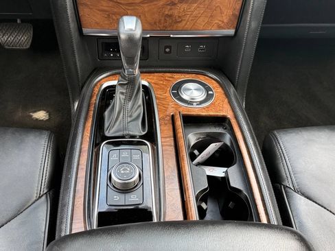 Used 2023 Nissan Armada SL w/ Cargo Package RWD image 16