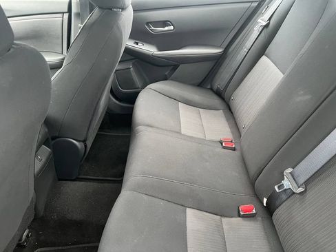 Used 2023 Nissan Sentra SV FWD image 4