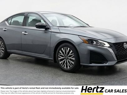 Used 2025 Nissan Altima 2.5 SV