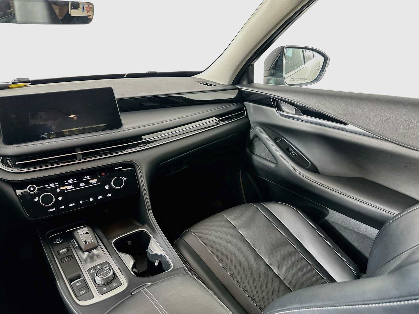 Used 2023 INFINITI QX60 Pure AWD/4WD image 22