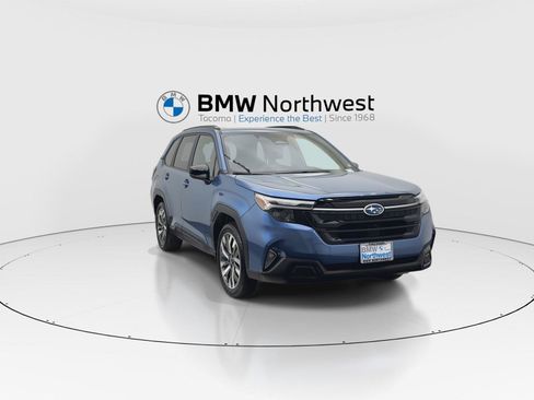 Used 2025 Subaru Forester Touring AWD/4WD image 7