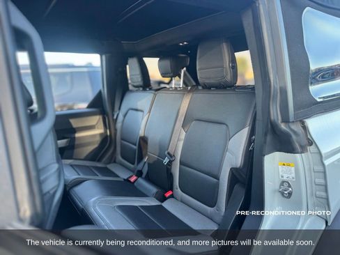 Used 2023 Ford Bronco Black Diamond w/ Sasquatch Package AWD/4WD image 12