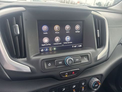 Used 2022 GMC Terrain SLE image 13