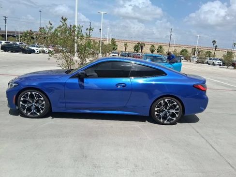 Used 2025 BMW 430i Coupe w/ M Sport Package RWD image 3