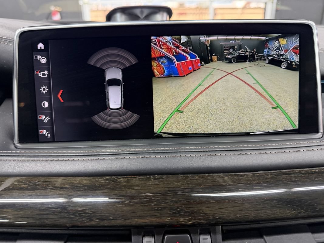 Used 2018 BMW X5 xDrive50i AWD/4WD image 28