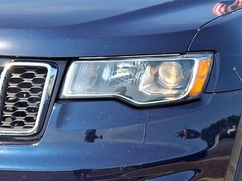 Used 2017 Jeep Grand Cherokee Limited AWD/4WD image 12