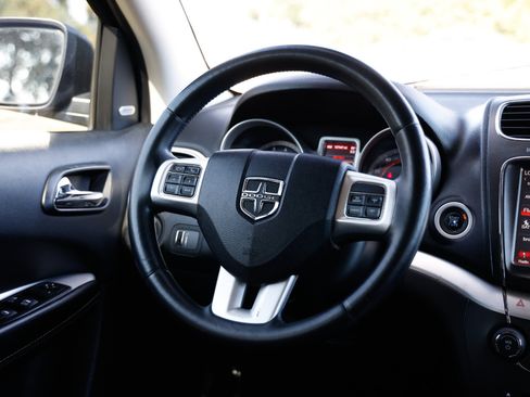 Used 2013 Dodge Journey Crew w/ Flexible Seating Group image 28