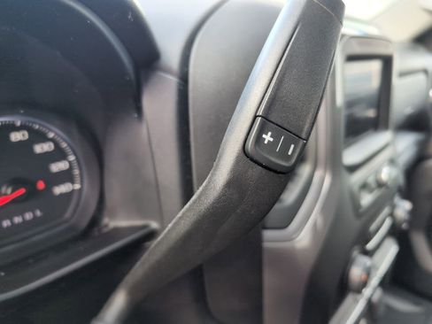 Used 2020 Chevrolet Silverado 1500 Custom w/ Custom Value Package image 22