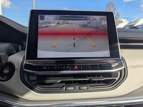 Certified 2022 Jeep Compass Limited w/ Elite Group image 30