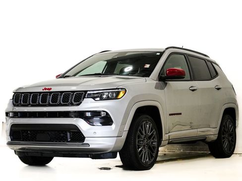 Used 2023 Jeep Compass Limited w/ Elite Group for (Red) Edition AWD/4WD image 3