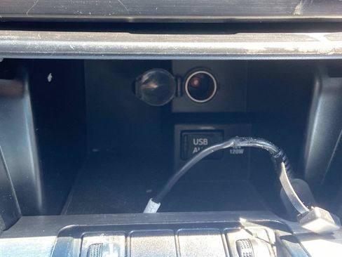 Used 2012 Toyota Camry SE w/ Leather Pkg FWD image 36