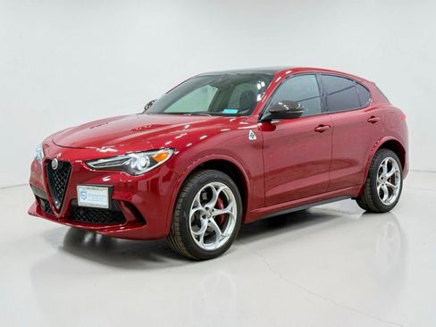 Used 2021 Alfa Romeo Stelvio Quadrifoglio AWD/4WD image 8