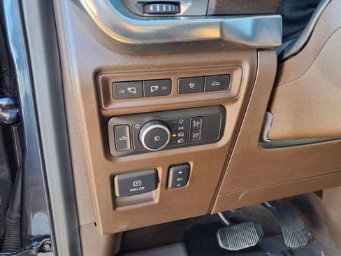 Certified 2021 Ford F150 King Ranch w/ Equipment Group 601A High image 18