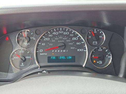 New 2026 Chevrolet Express 3500 RWD image 11