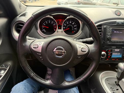 Used 2012 Nissan Juke SL image 27