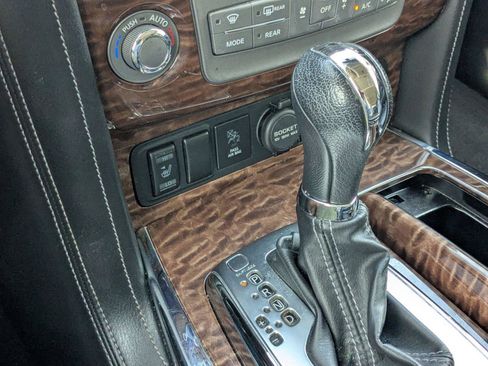 Used 2019 Nissan Armada SL w/ Premium Package RWD image 16