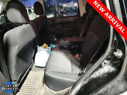 Used 2017 Subaru Forester 2.5i Premium w/ All-Weather Package image 10