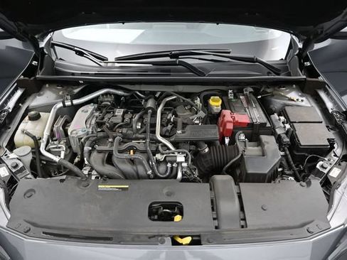 Used 2025 Nissan Sentra SV FWD image 32