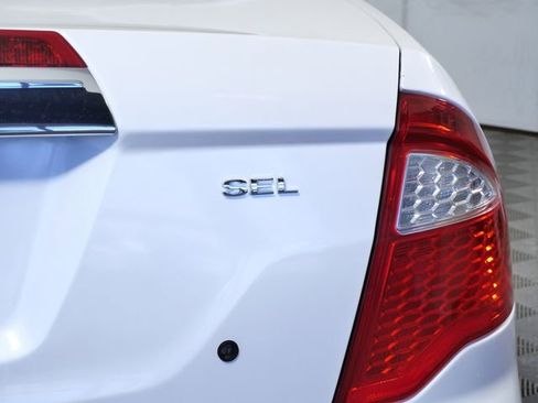 Used 2012 Ford Fusion SEL FWD image 9