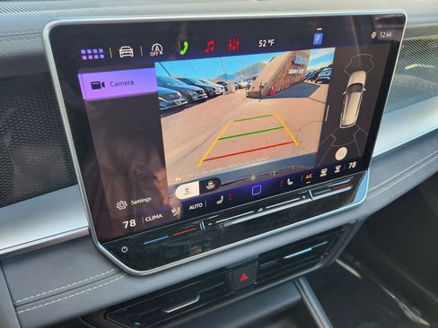 New 2026 Volkswagen Tiguan SE AWD/4WD image 9