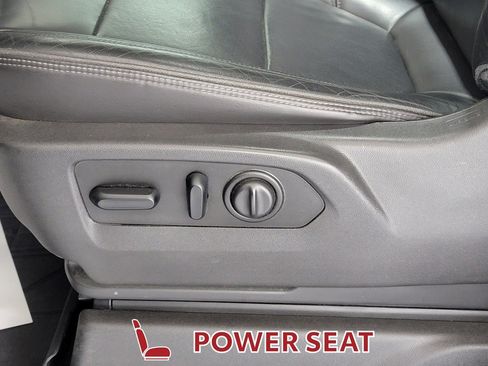 Used 2019 Chevrolet Silverado 1500 High Country w/ Technology Package image 15