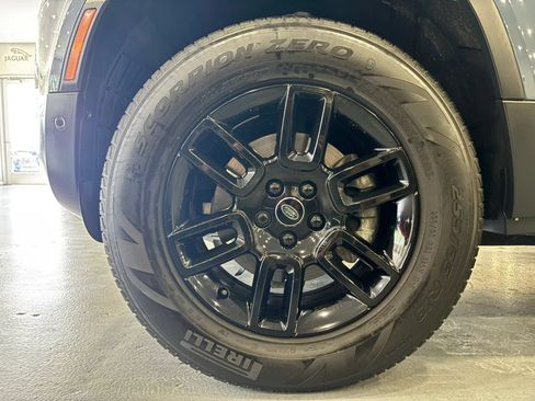 Used 2023 Land Rover Defender 110 S AWD/4WD image 59
