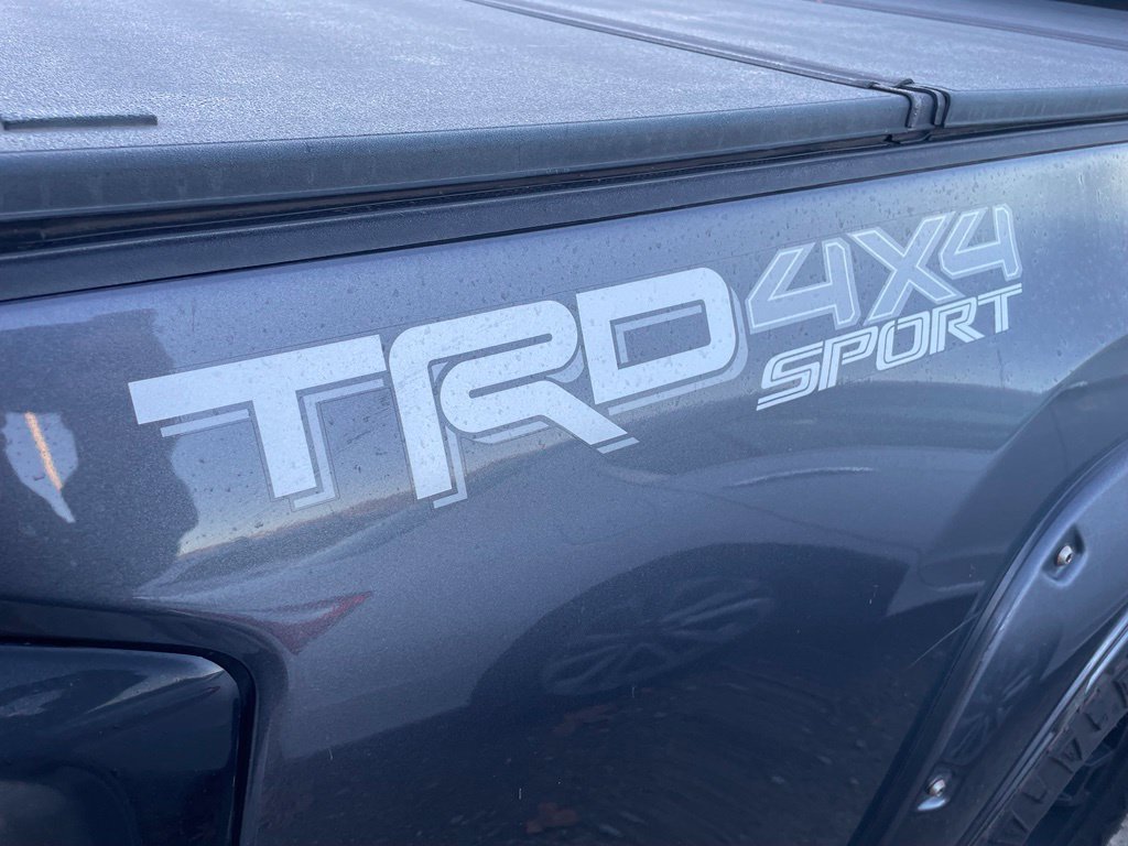 Used 2020 Toyota Tacoma TRD Sport w/ Technology Package AWD/4WD image 9