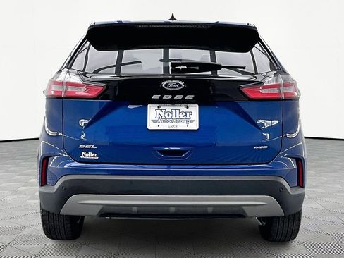 Used 2024 Ford Edge SEL w/ Convenience Package image 4