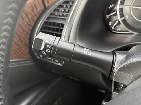 Used 2017 Nissan Armada Platinum w/ Captain Seat Package image 22