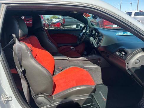 Used 2021 Dodge Challenger R/T Scat Pack RWD image 19