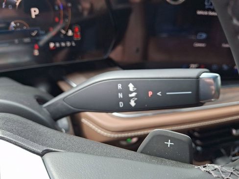 New 2026 Chevrolet Tahoe High Country AWD/4WD image 7